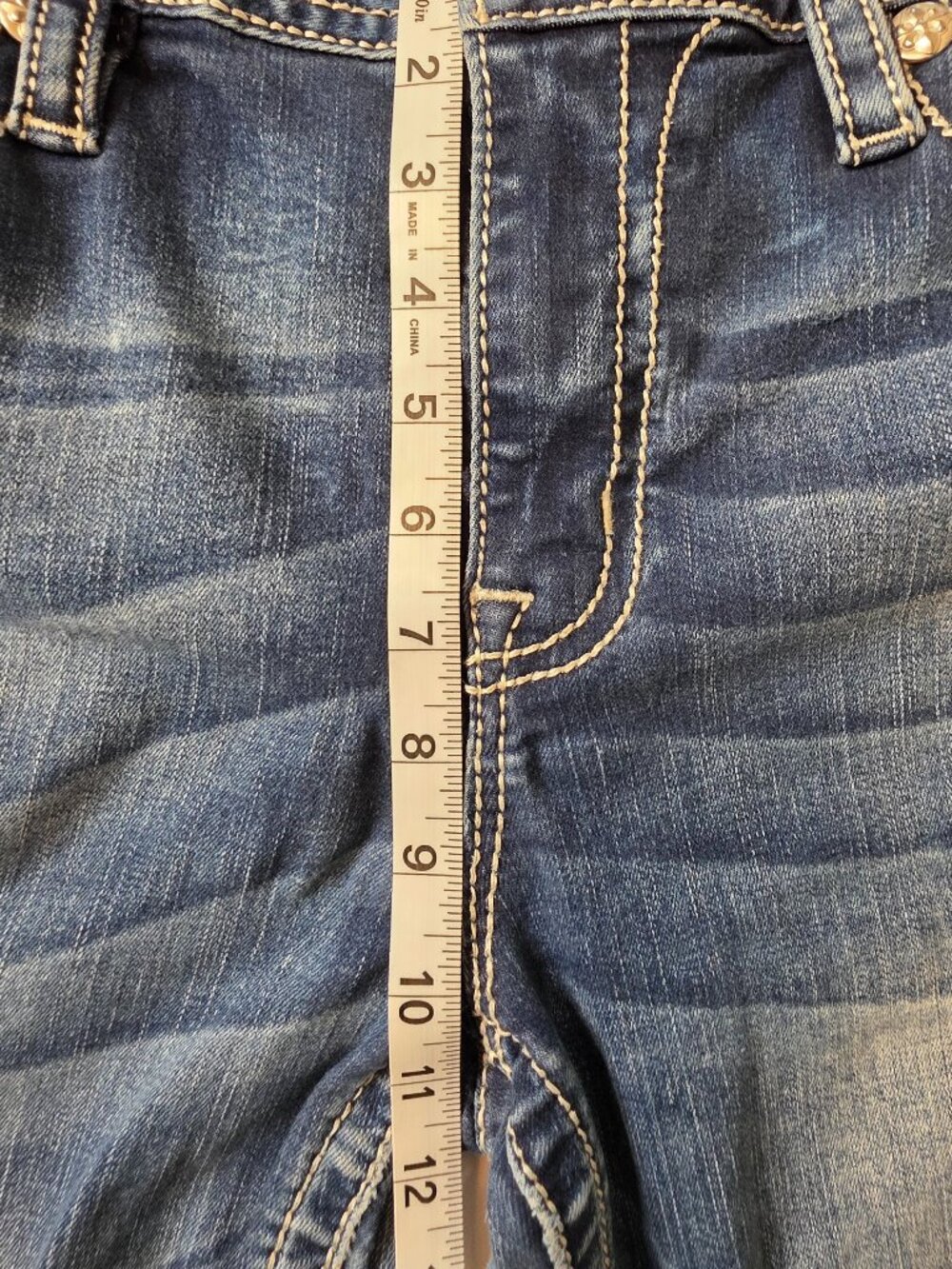 Miss Me Curvy Crop Distressed Heavy Stitch Embellished Women's Jeans, Size 33 - Picture 6 of 12